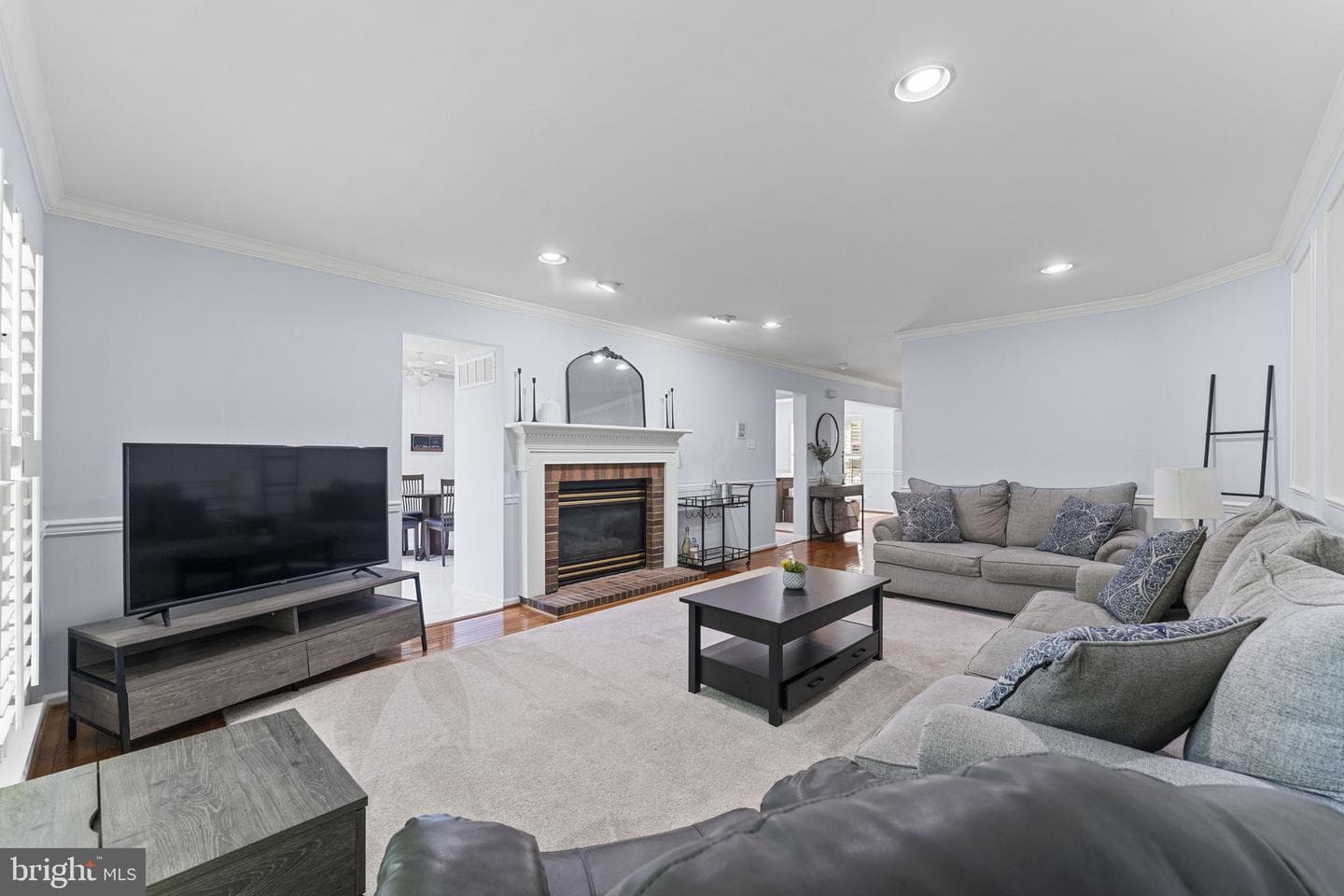 177 Stewarts Court photo 6