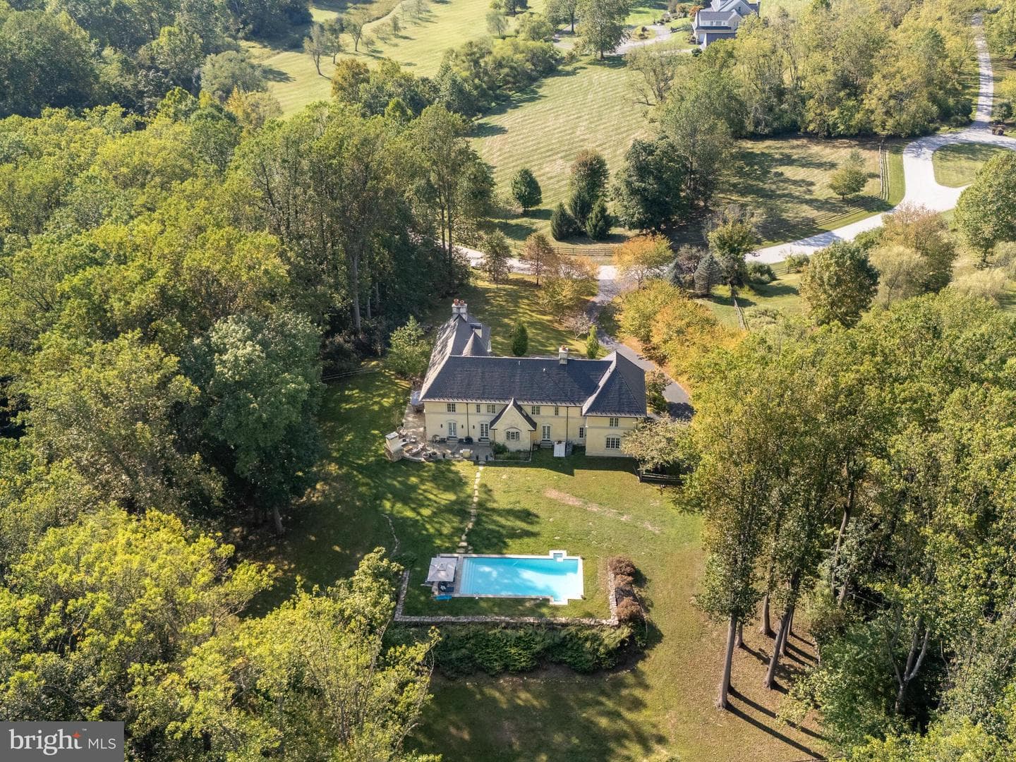 948 Drovers Lane photo 81