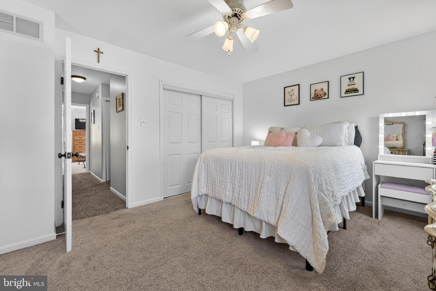 304 Hampstead Place #304c photo 18