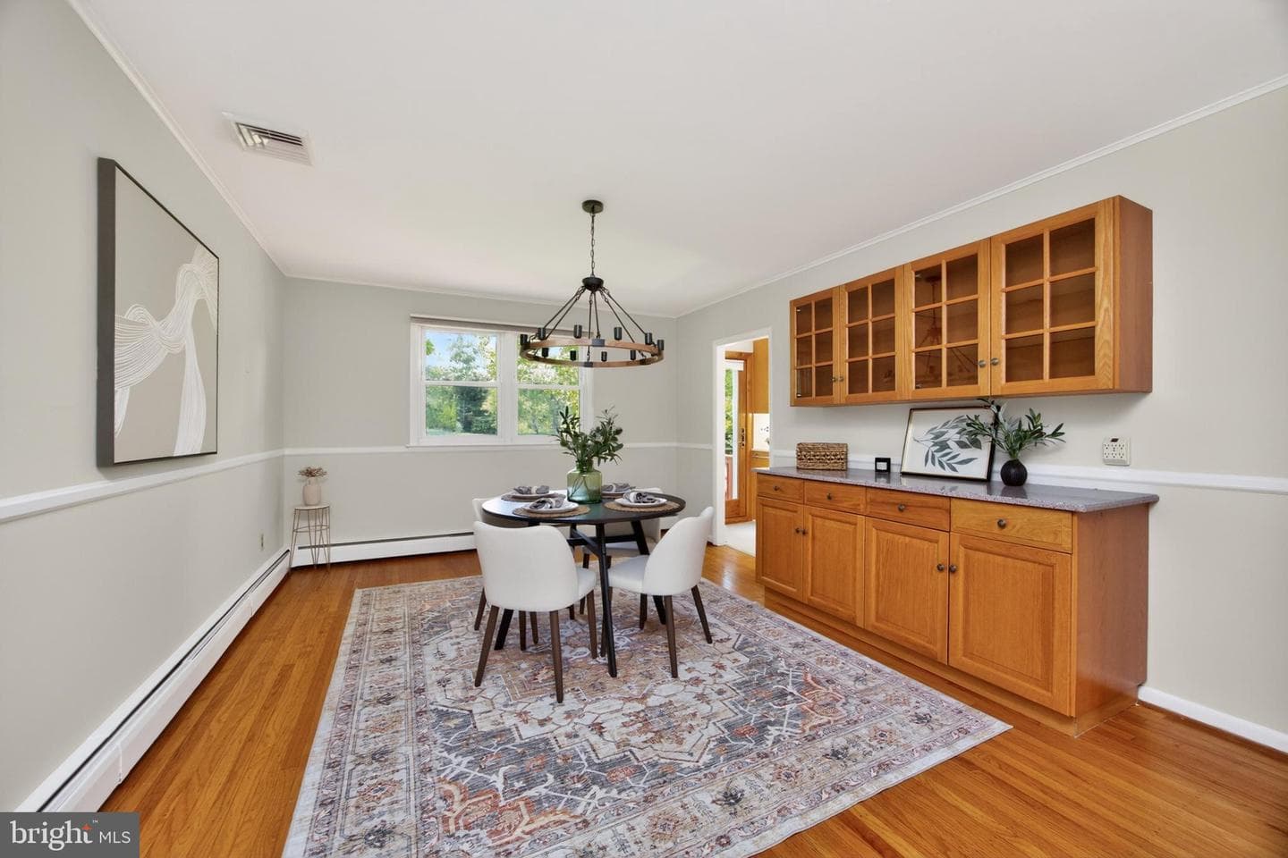 1190 Beaumont Road photo 17