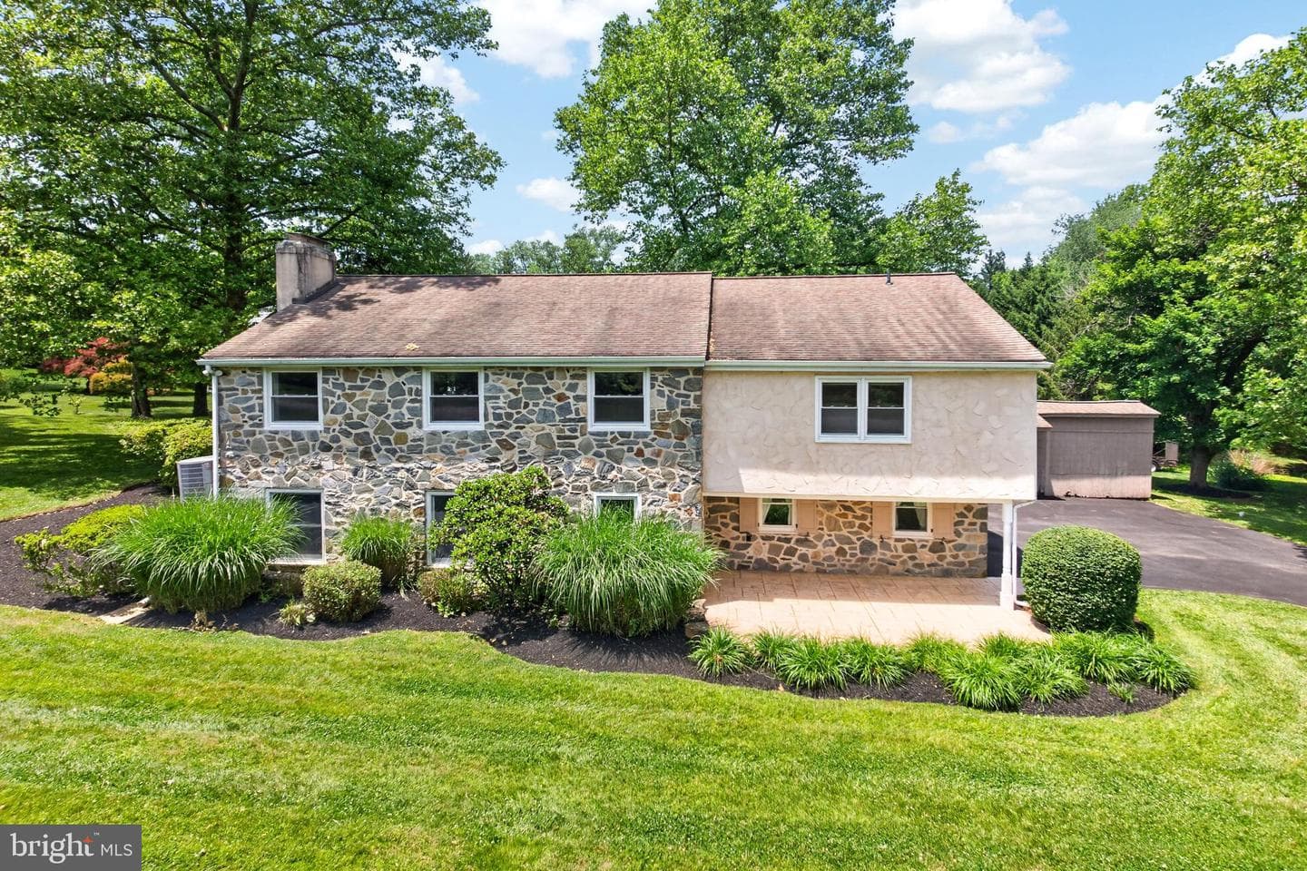 1190 Beaumont Road, Berwyn