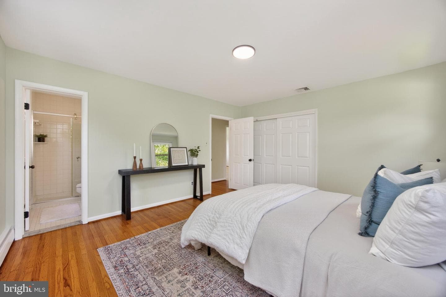 1190 Beaumont Road photo 20