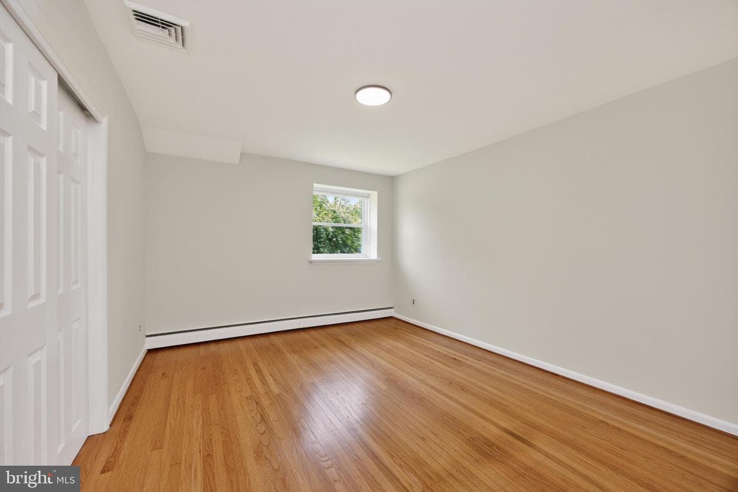 1190 Beaumont Road photo 23