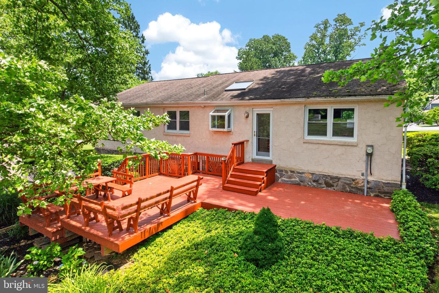 1190 Beaumont Road photo 29