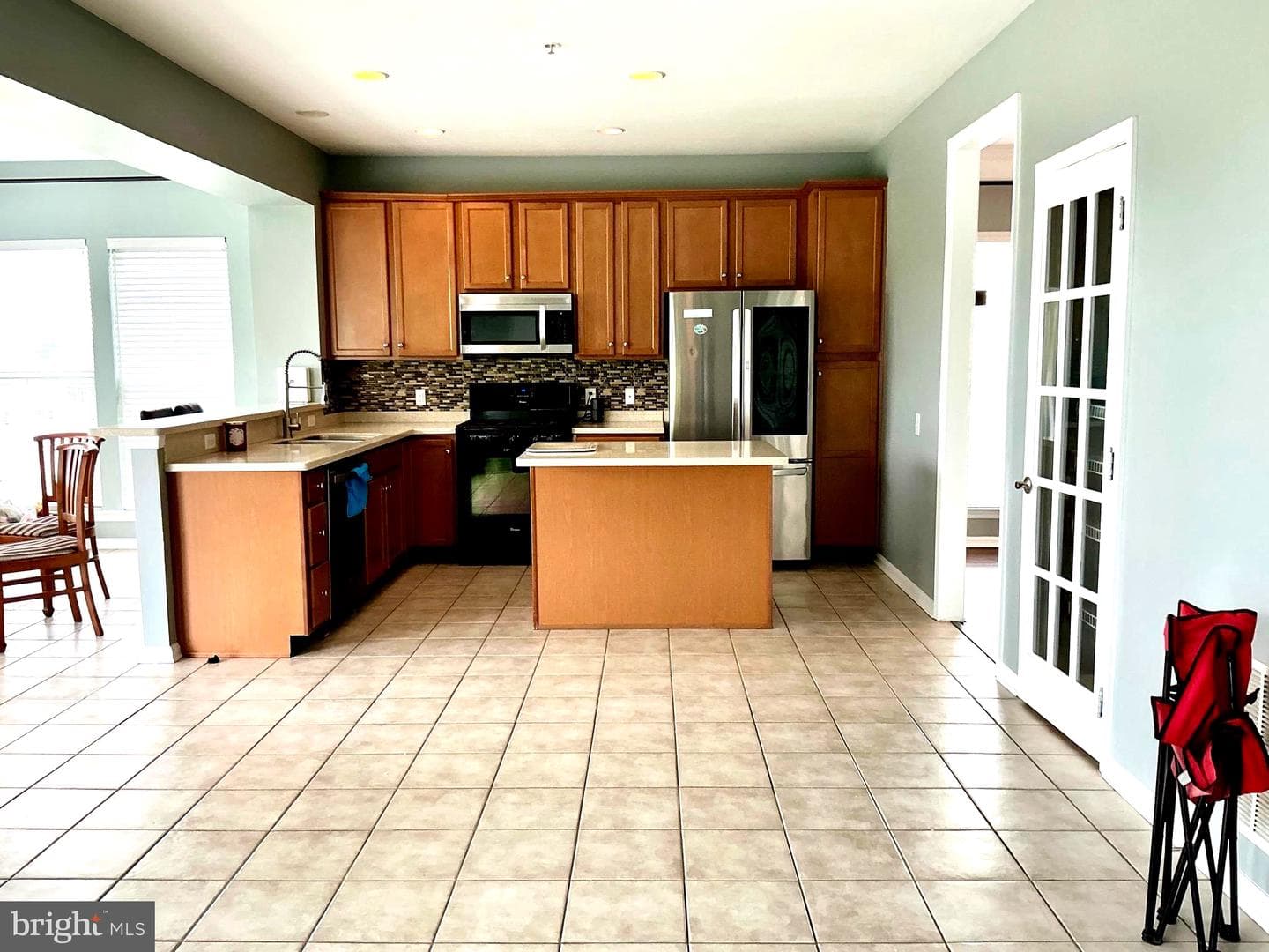 608 Empire Drive photo 6