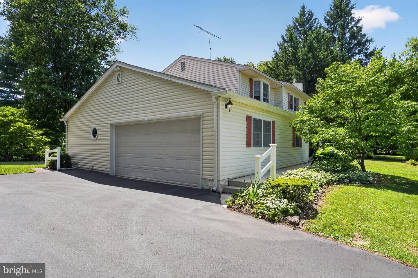 272 Pigeon Creek Road photo 10