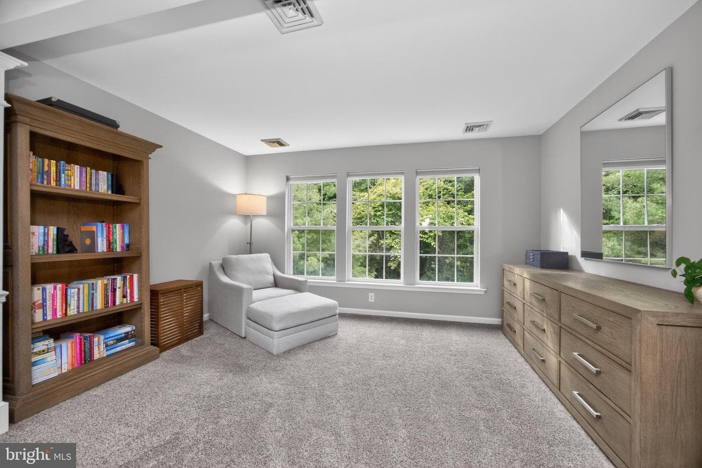 650 Churchill Road photo 12