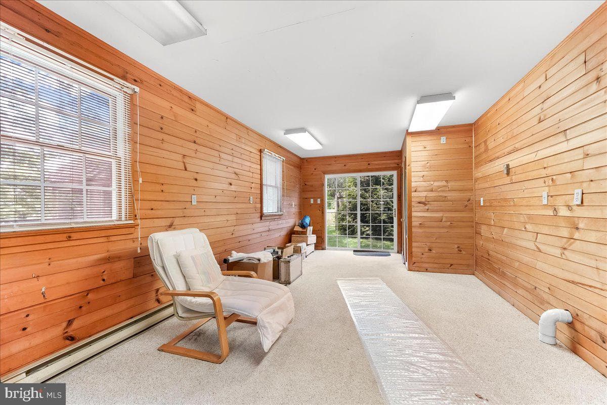 3060 Manor Road photo 25