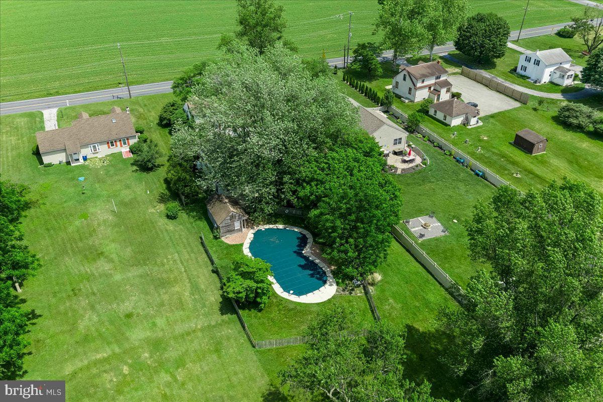 3060 Manor Road photo 38