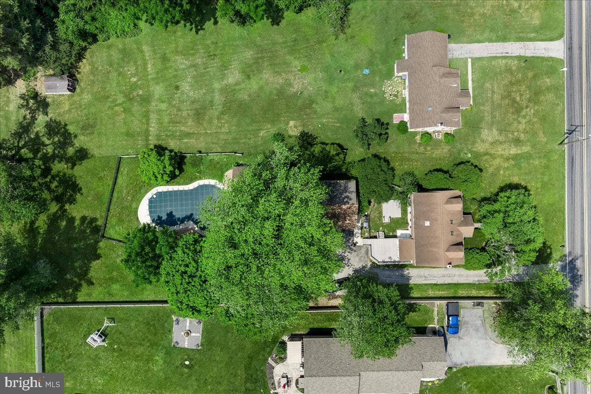 3060 Manor Road photo 40