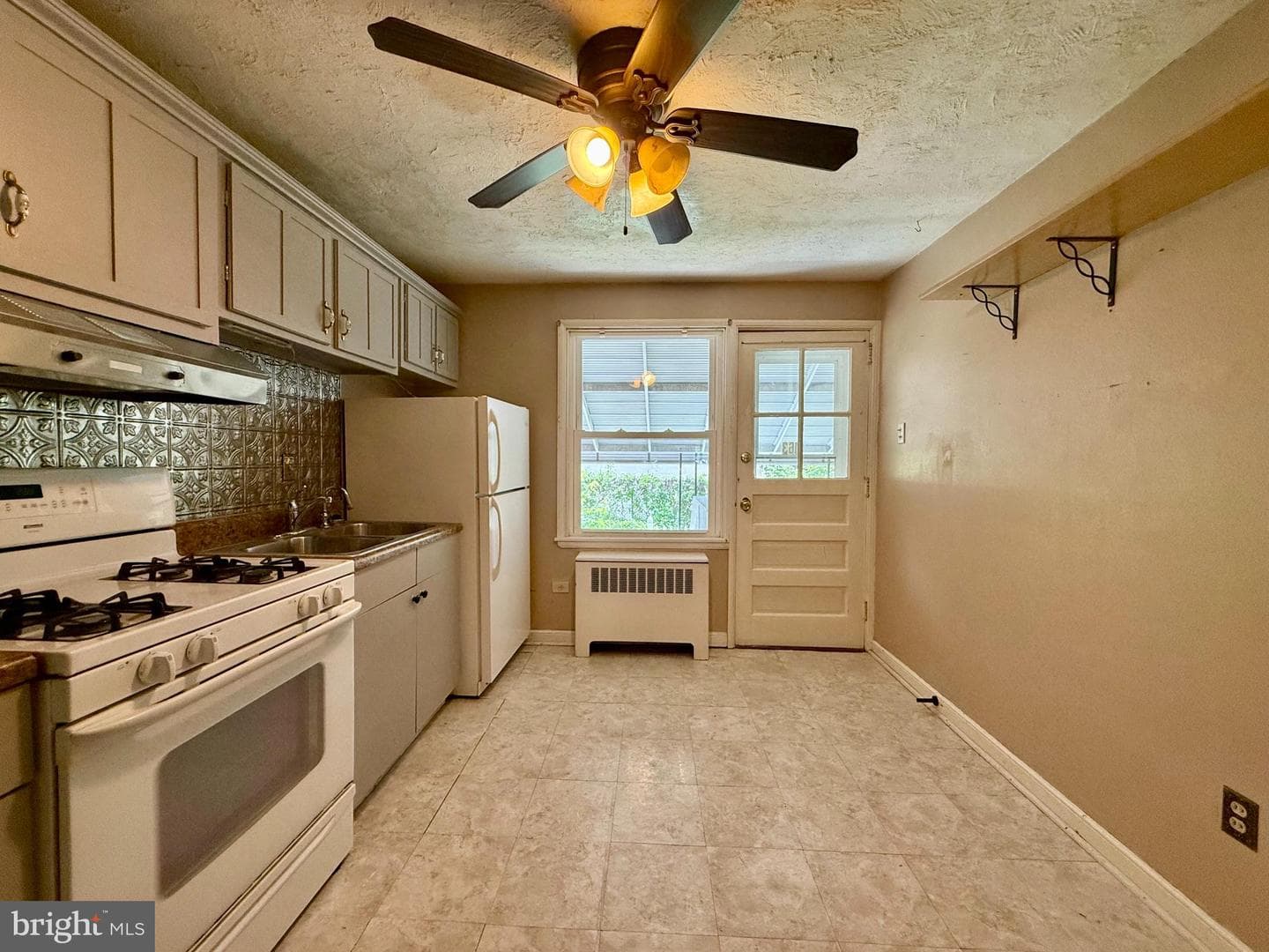 1163 Callowhill Street photo 9