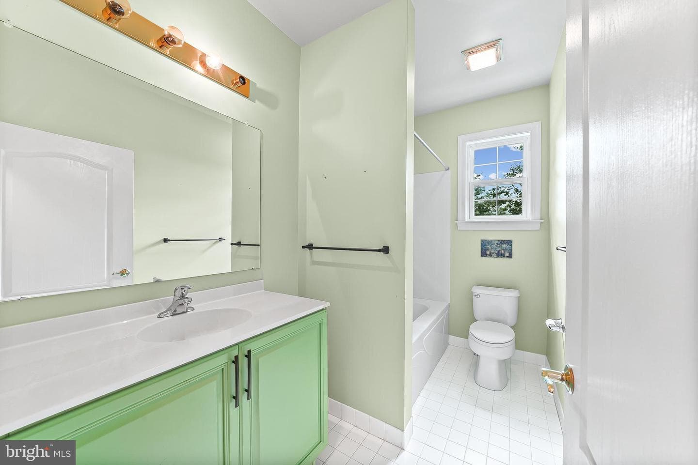 647 Martin Drive photo 24
