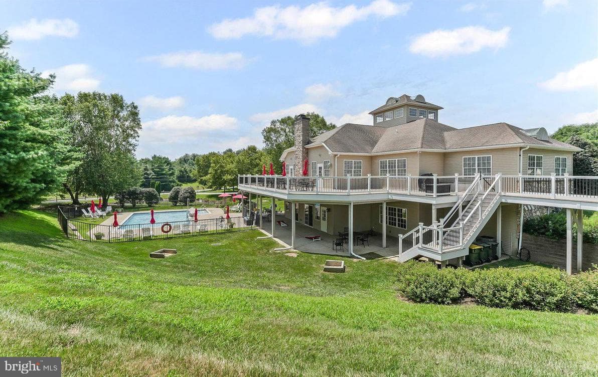 647 Martin Drive photo 37