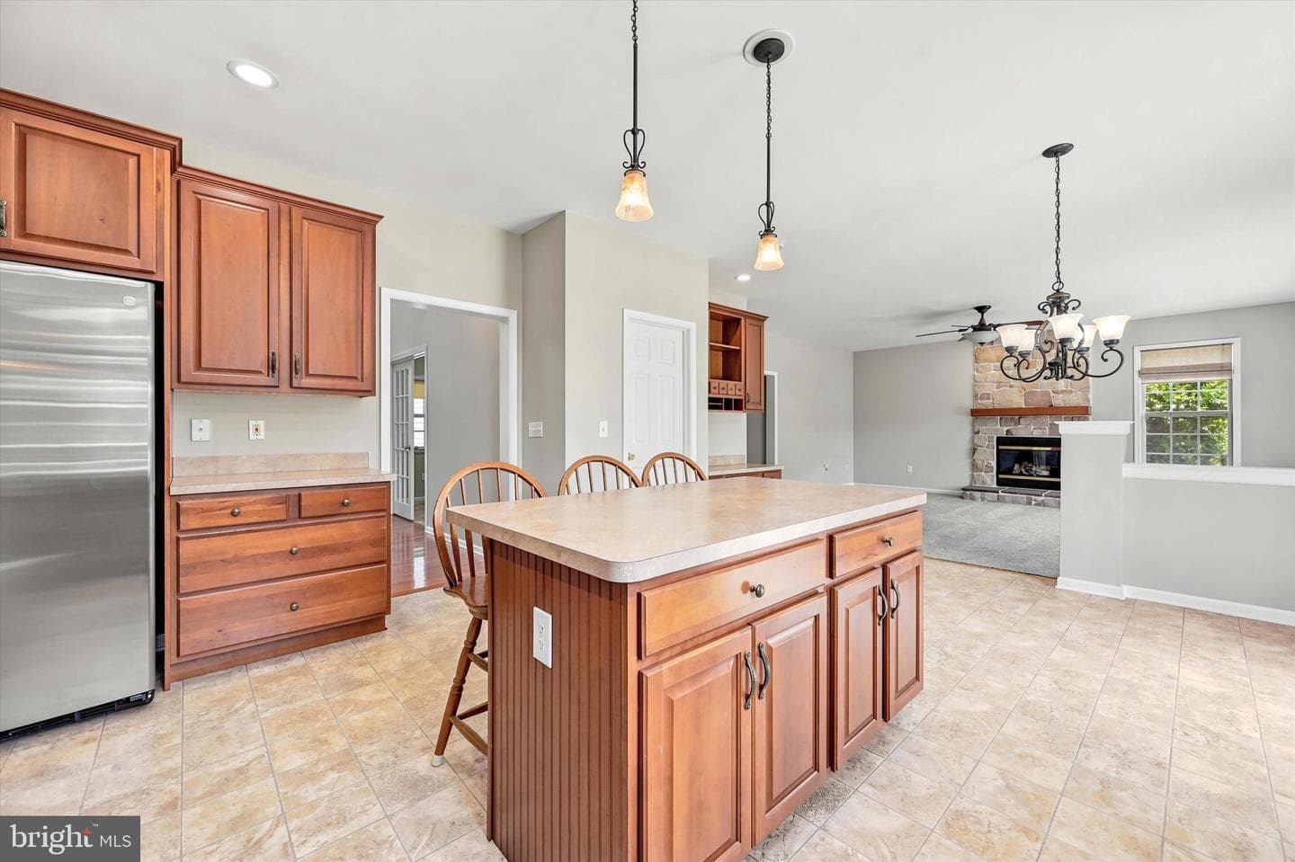 108 Cooper Hawk Drive photo 3