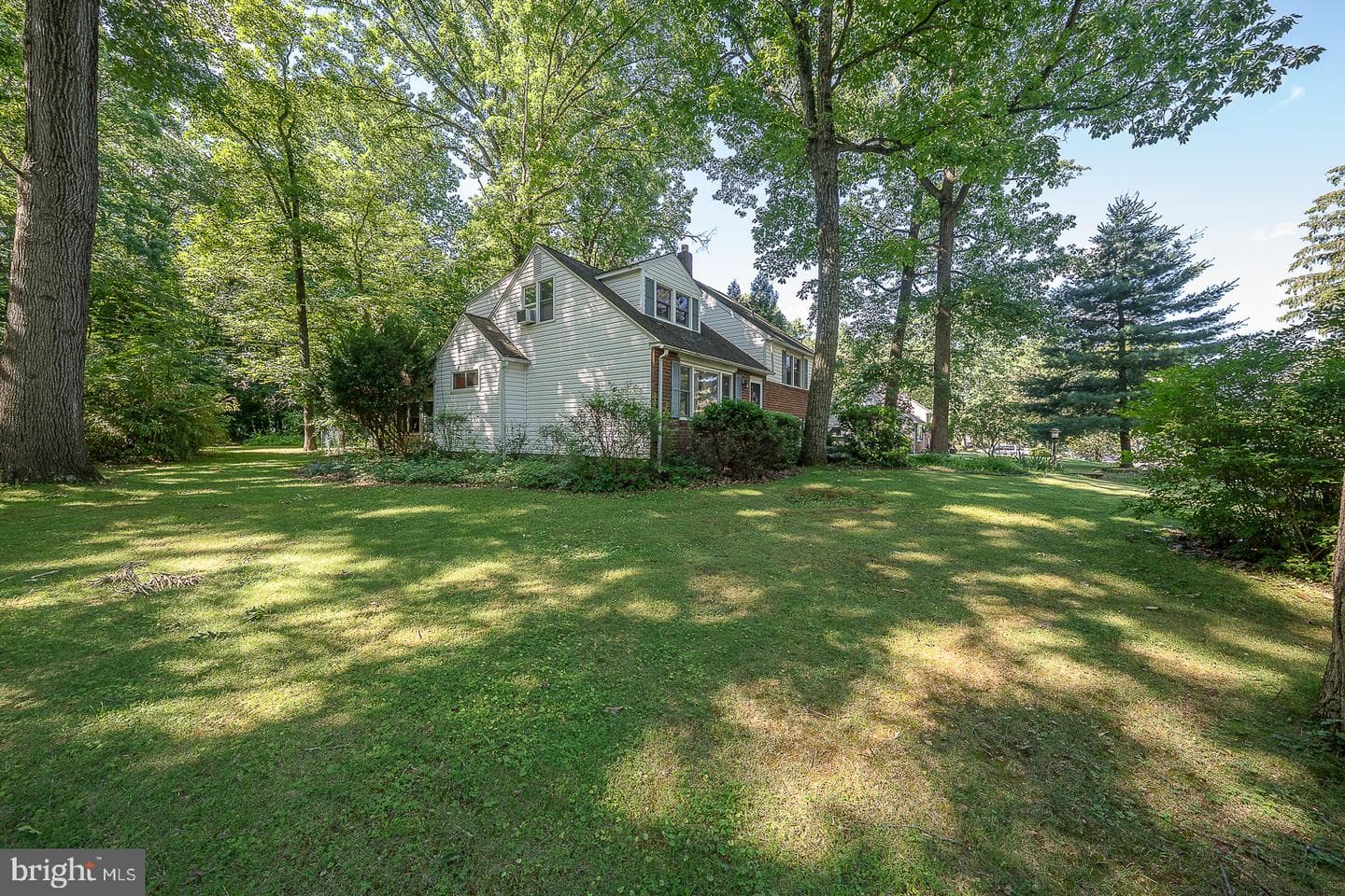 1310 Mary Jane Lane photo 42