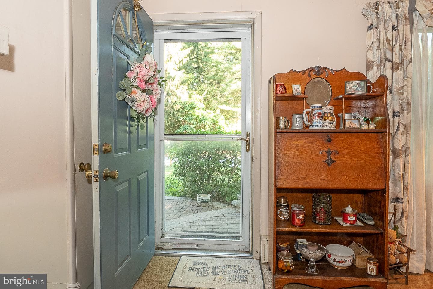 1310 Mary Jane Lane photo 5