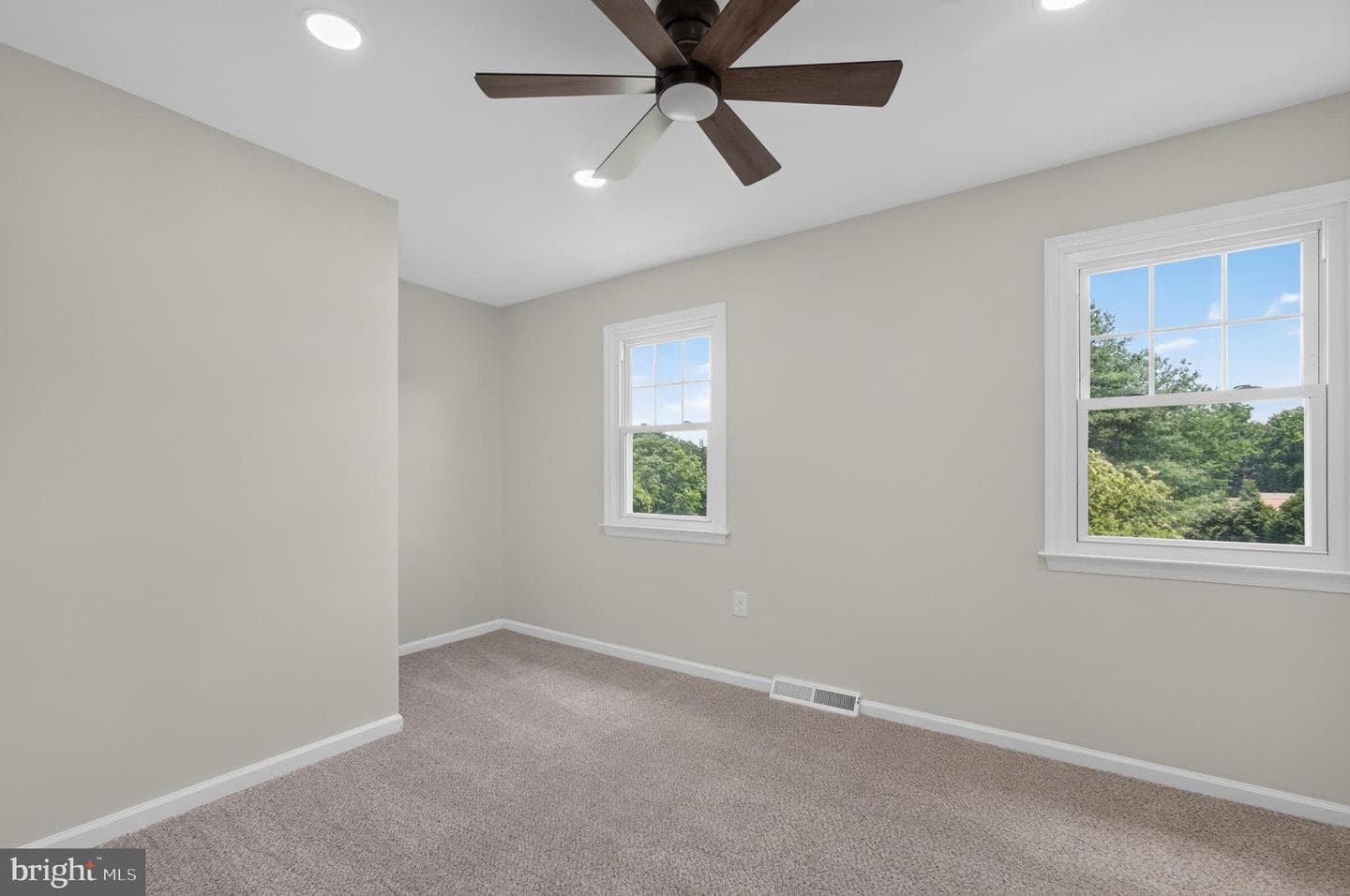 505 Emily Circle photo 18