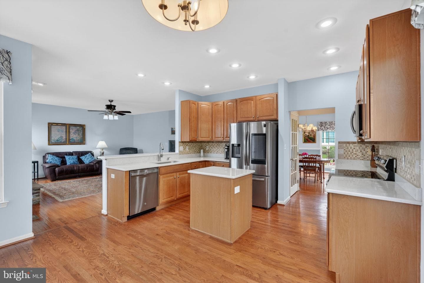 435 Wrigley Boulevard photo 11