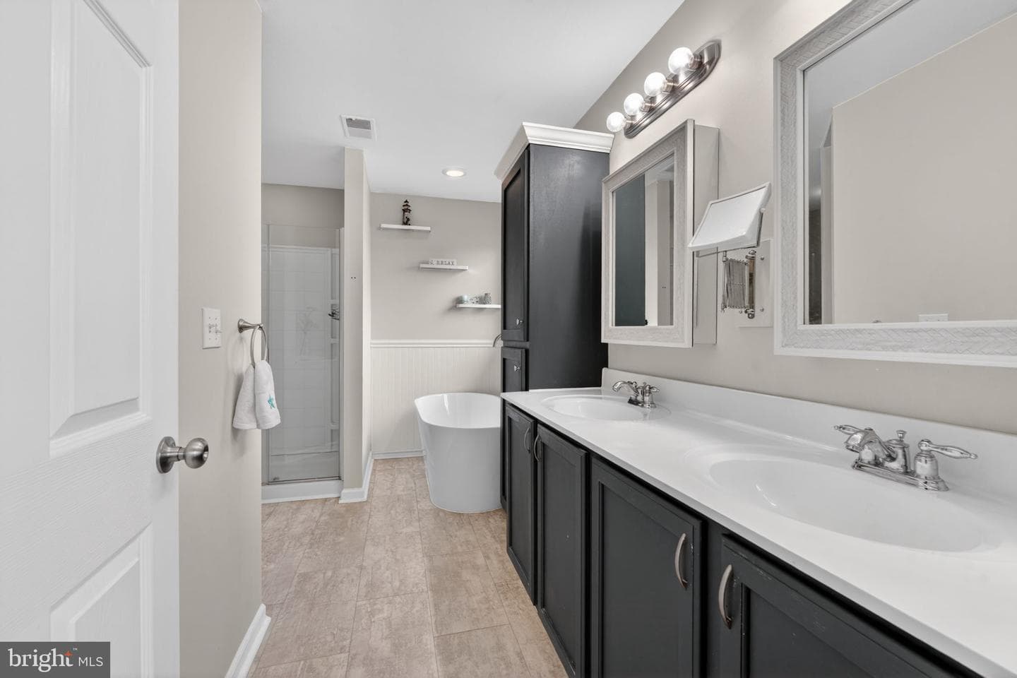 435 Wrigley Boulevard photo 38