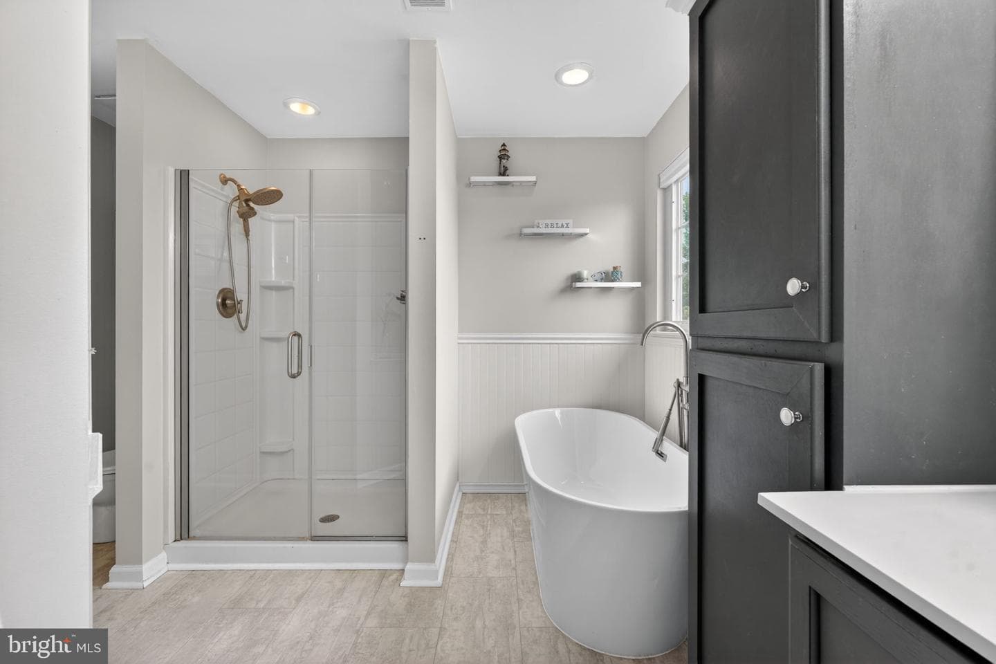 435 Wrigley Boulevard photo 39