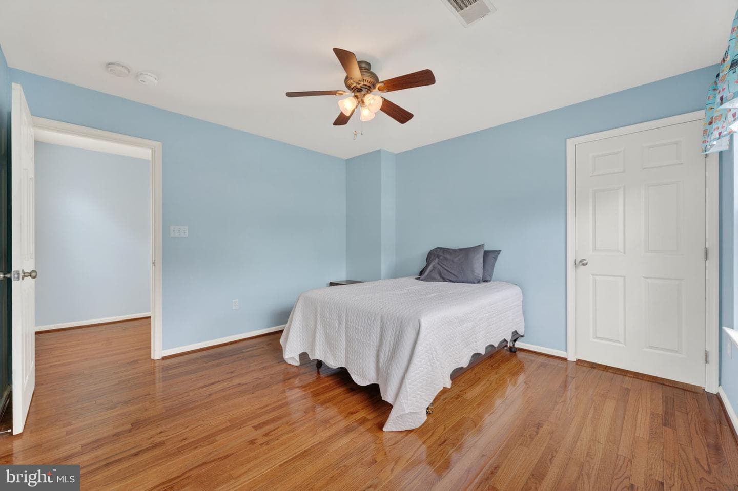 435 Wrigley Boulevard photo 43
