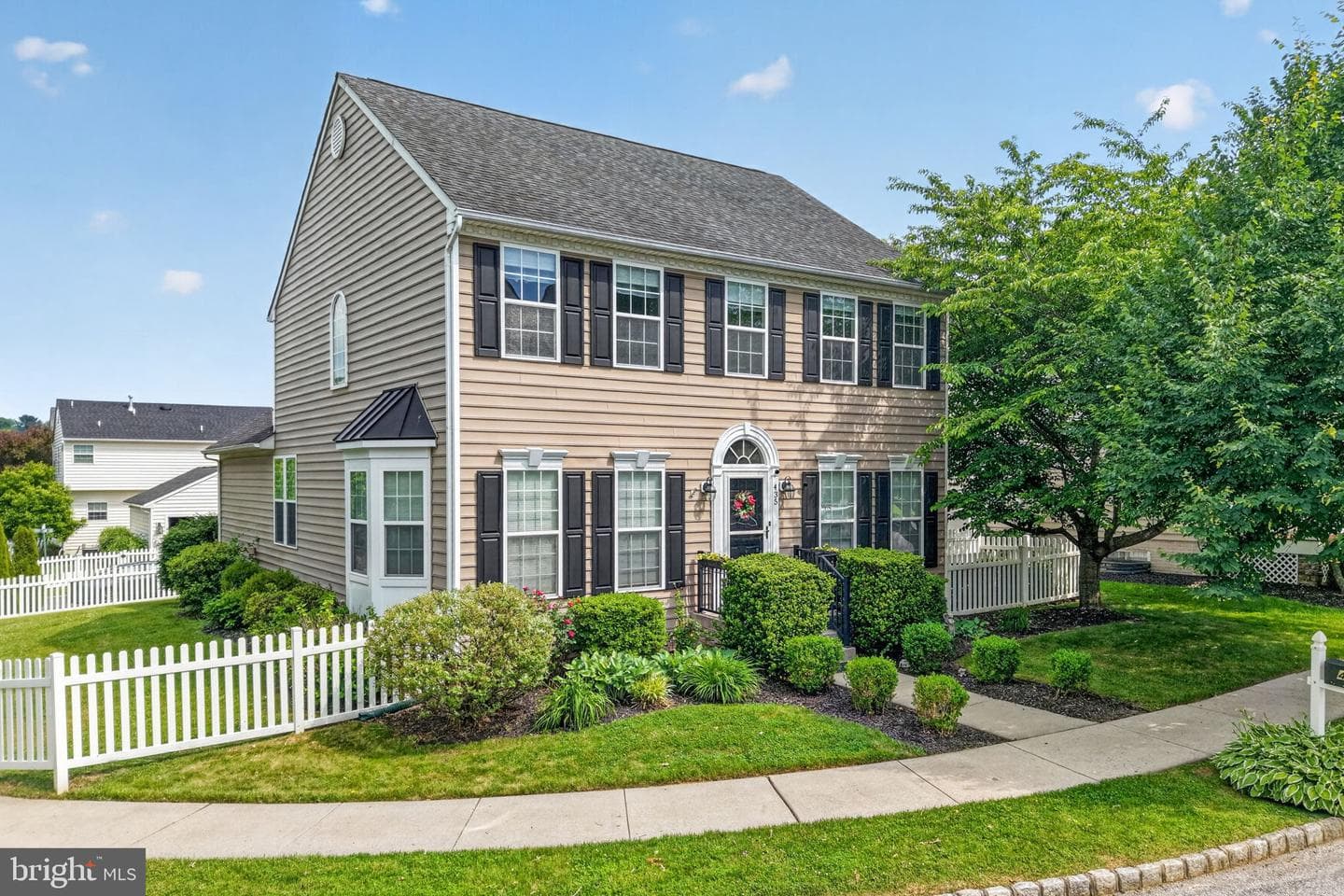 435 Wrigley Boulevard photo 63
