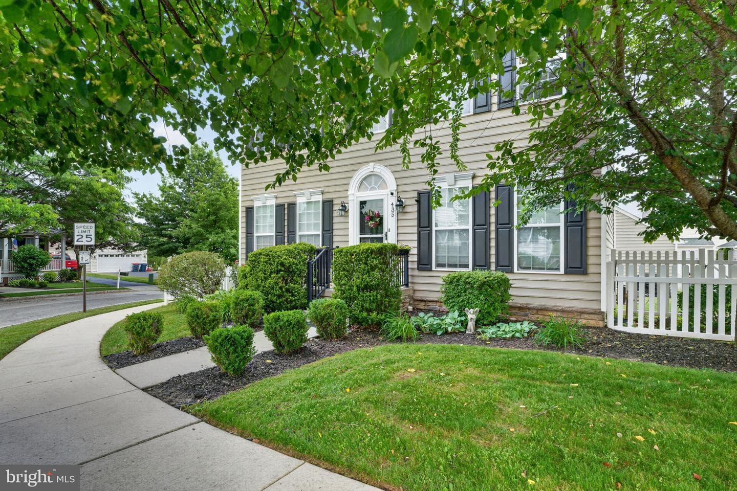 435 Wrigley Boulevard photo 64