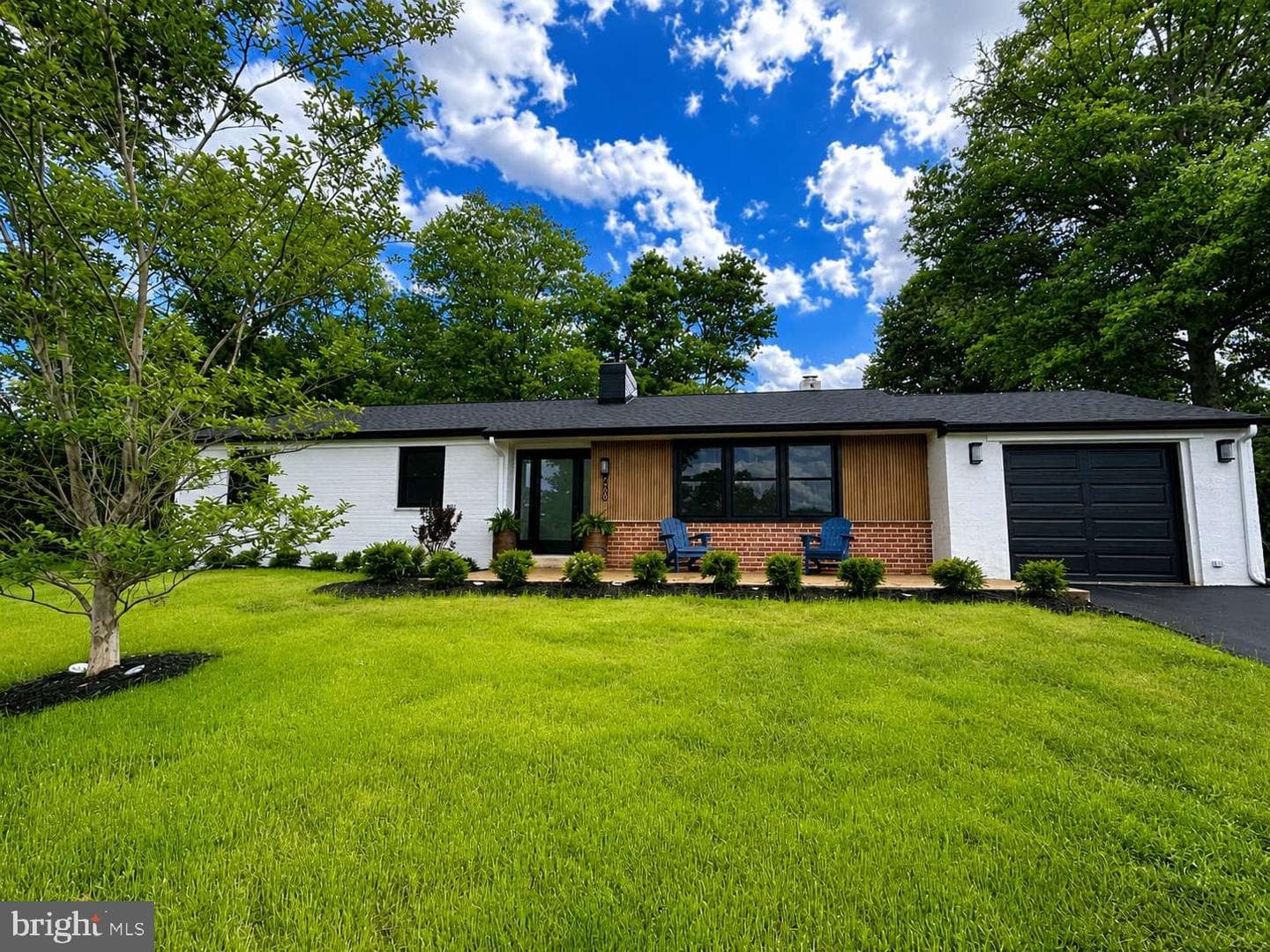 800 Falcon Lane, West Chester
