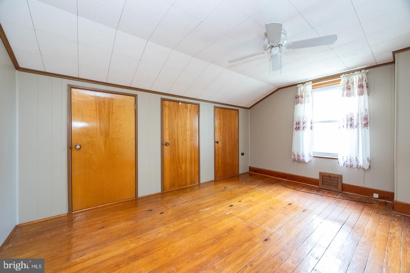 3040 Manor Road photo 15