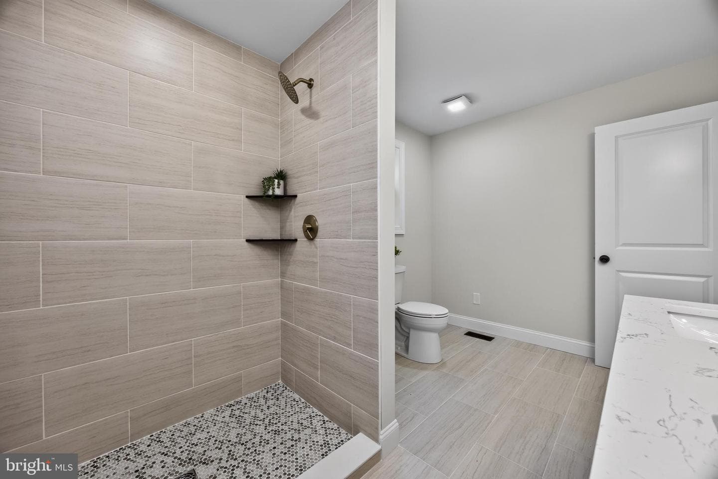 303 Norwood Road photo 20