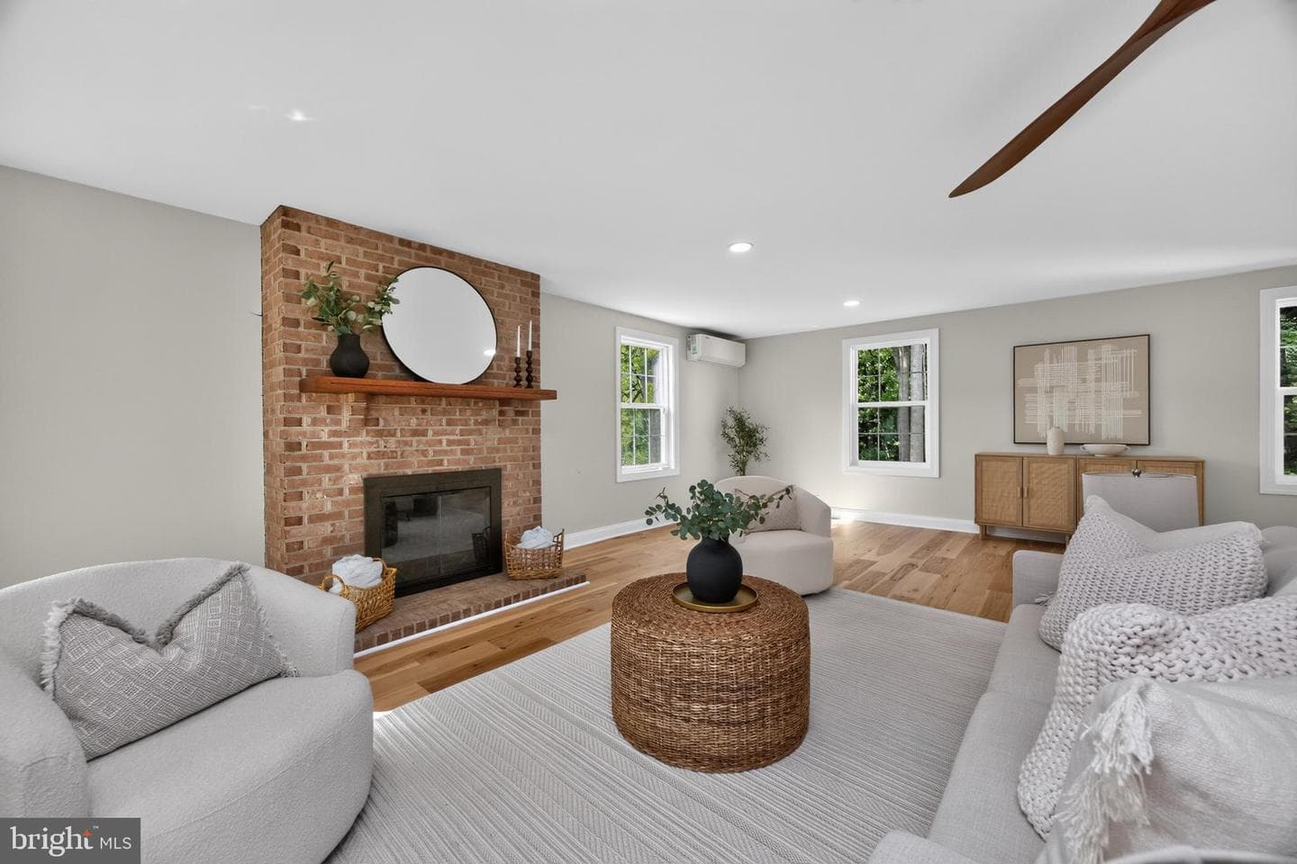 303 Norwood Road photo 32