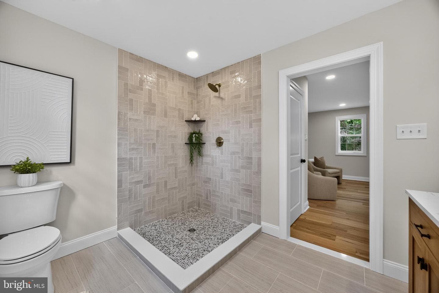 303 Norwood Road photo 42