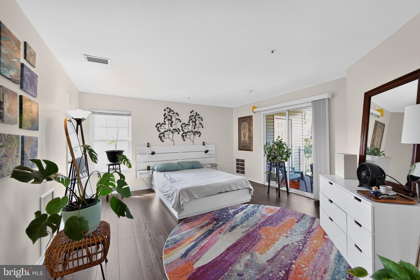 534 Astor Square photo 17