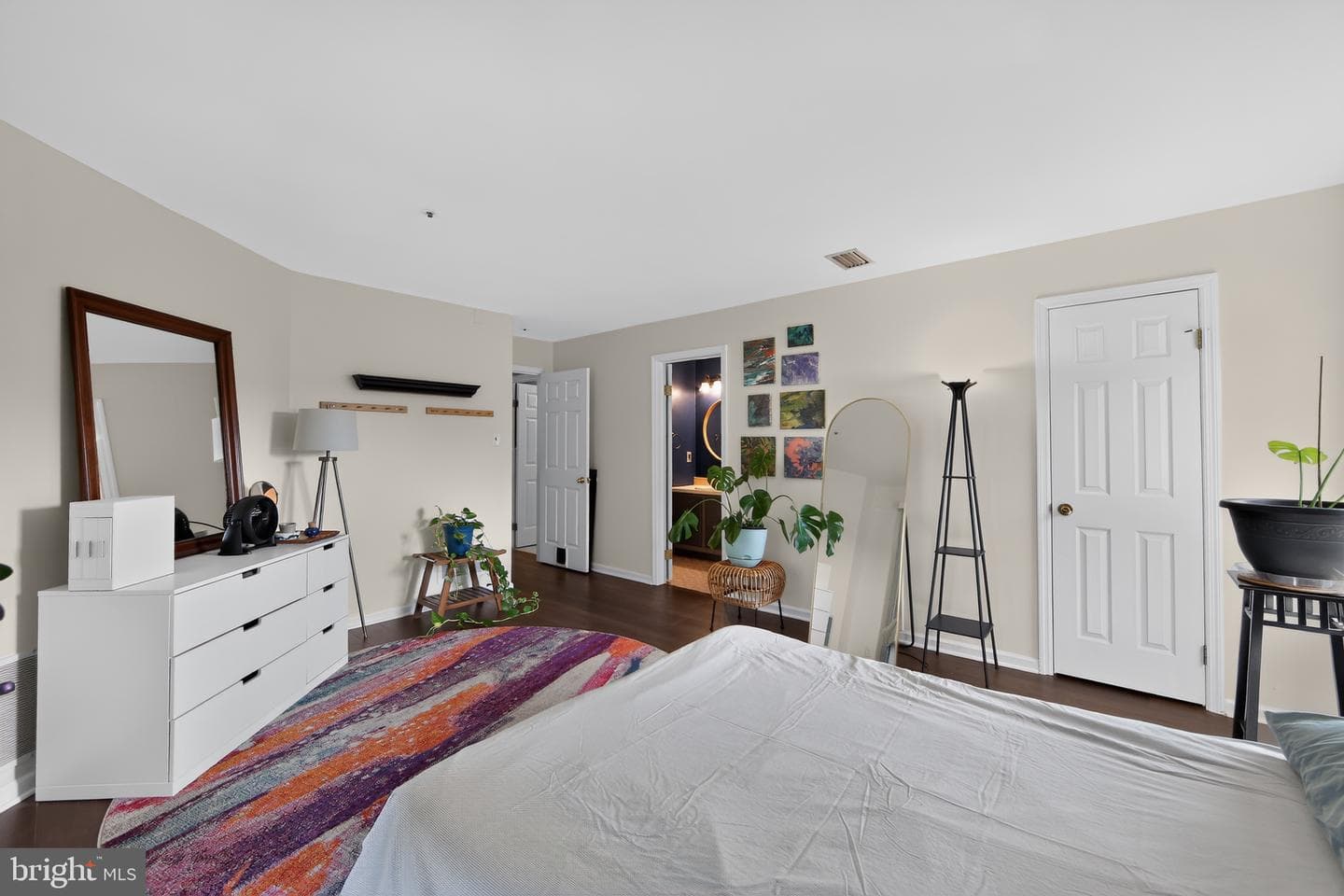 534 Astor Square photo 20