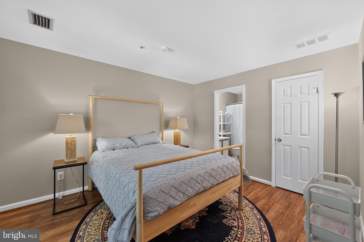 534 Astor Square photo 24