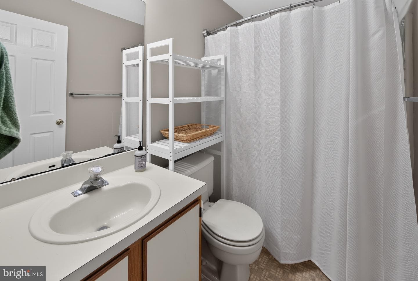534 Astor Square photo 28