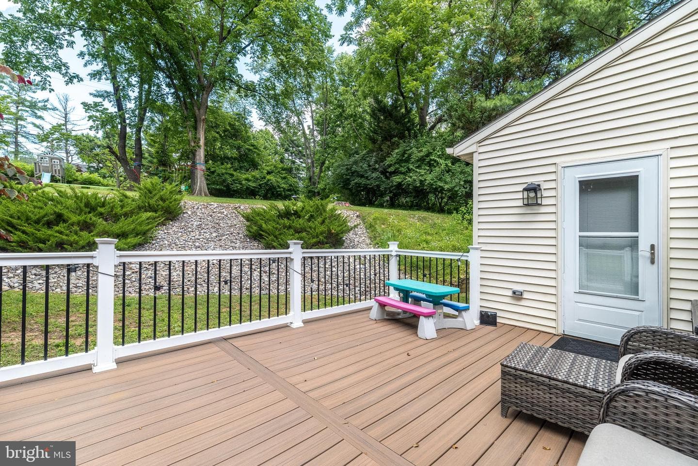 215 Colwyn Terrace photo 48