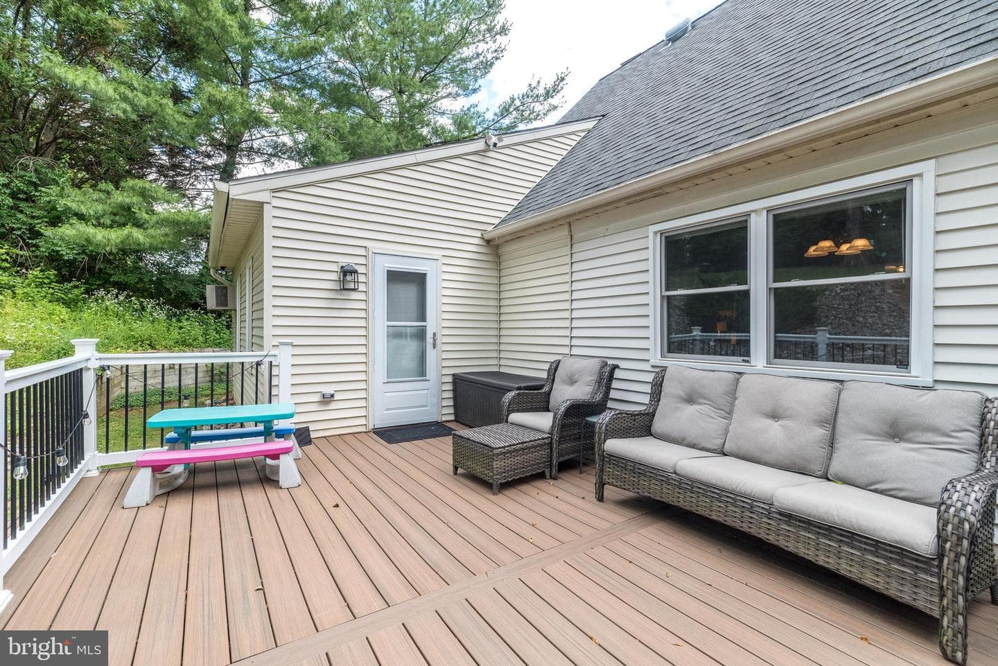 215 Colwyn Terrace photo 49