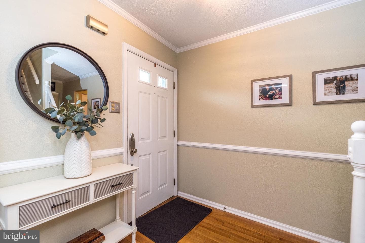 215 Colwyn Terrace photo 9