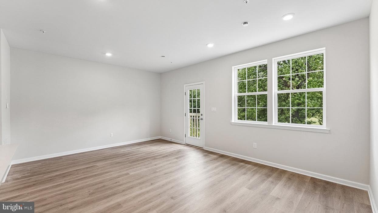 252 Derby Drive photo 9