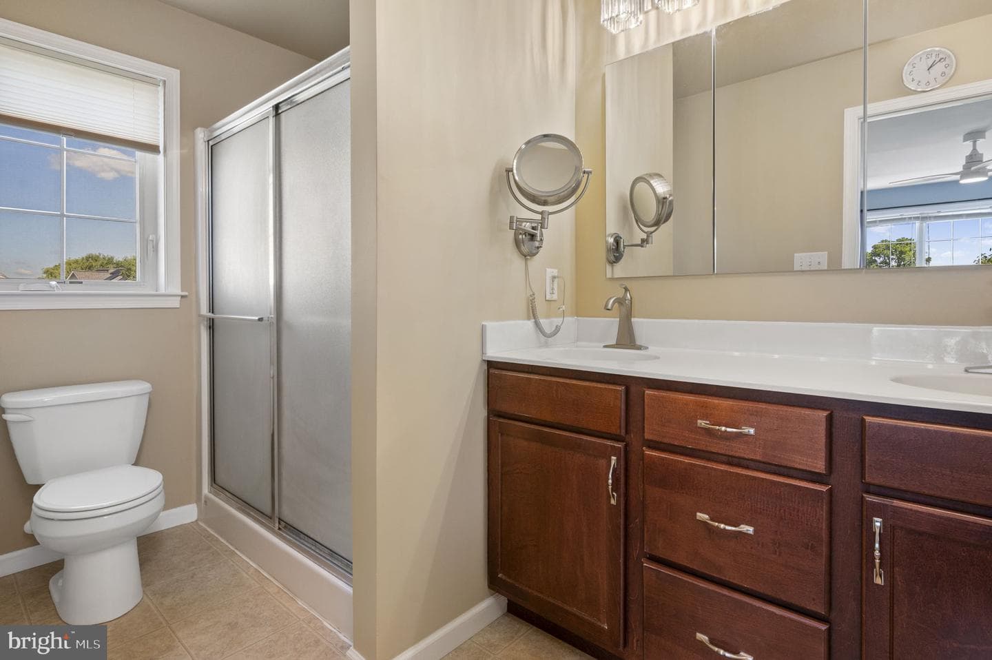 1052 Walnut Street photo 23