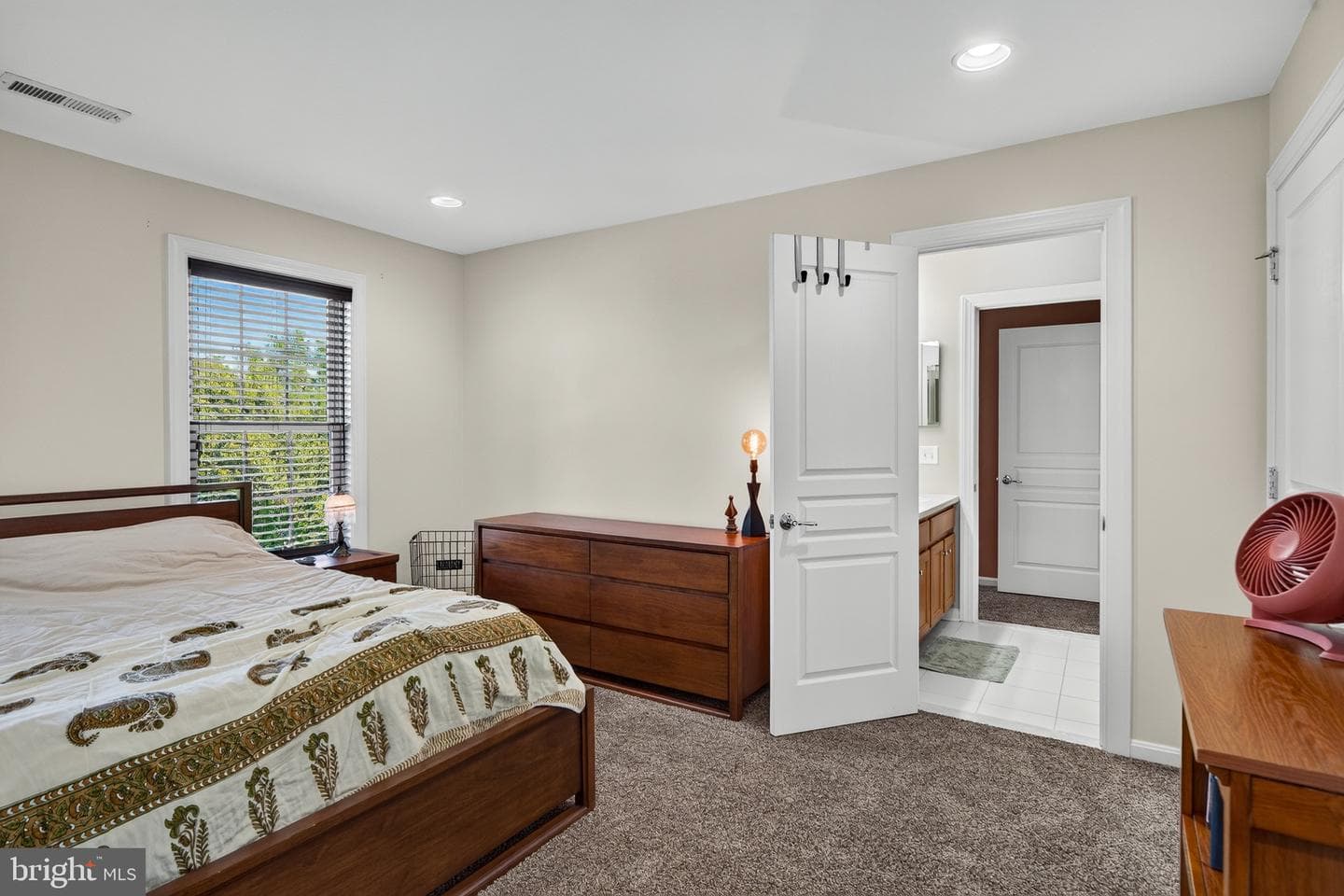 122 Bolero Drive photo 48