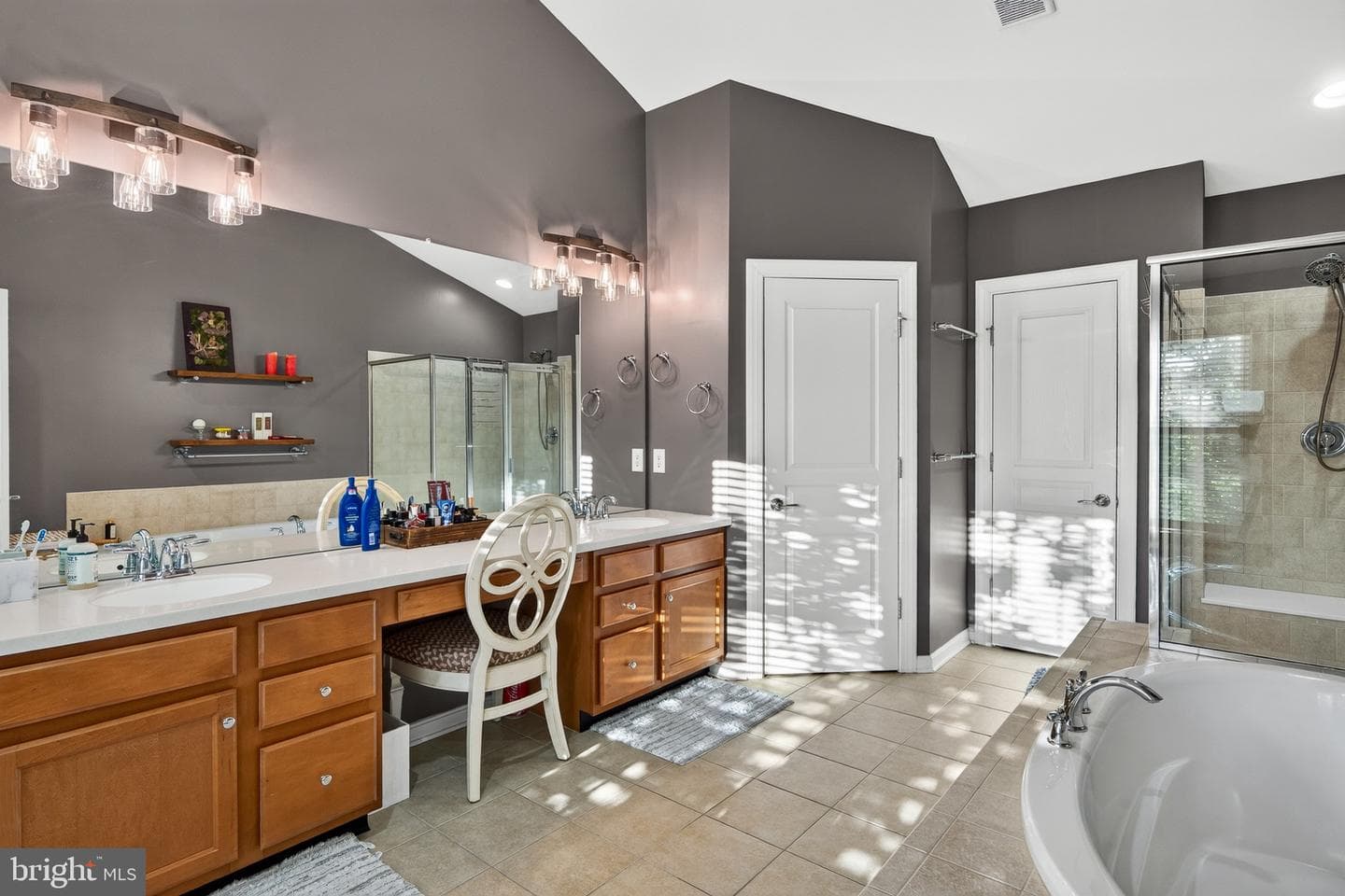122 Bolero Drive photo 63