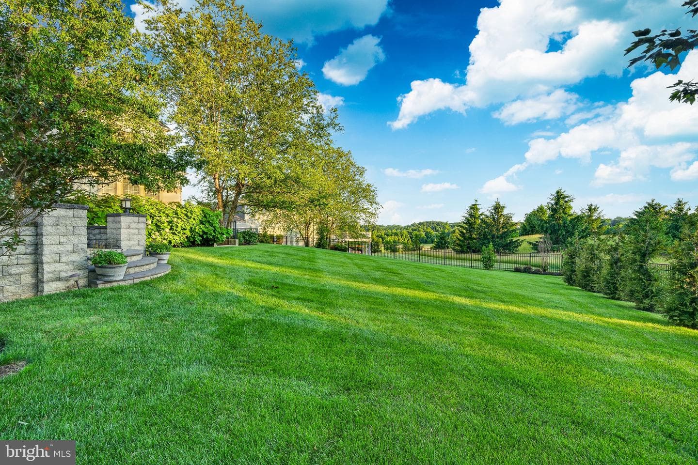 122 Bolero Drive photo 84