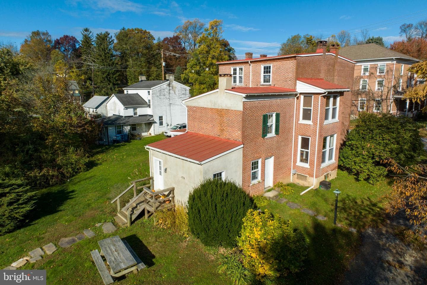 486 W Street Road photo 18
