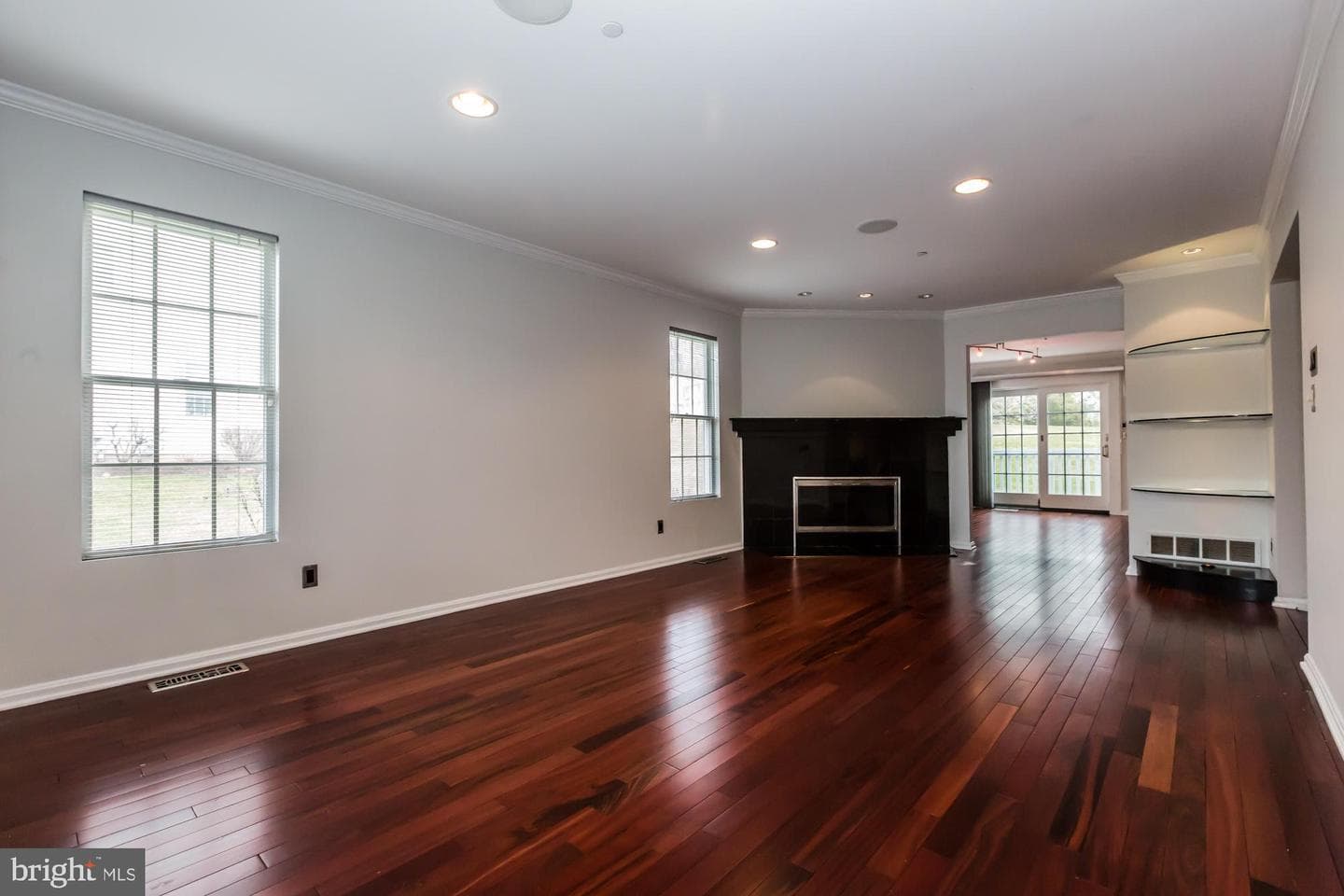 331 Bristol Circle photo 3