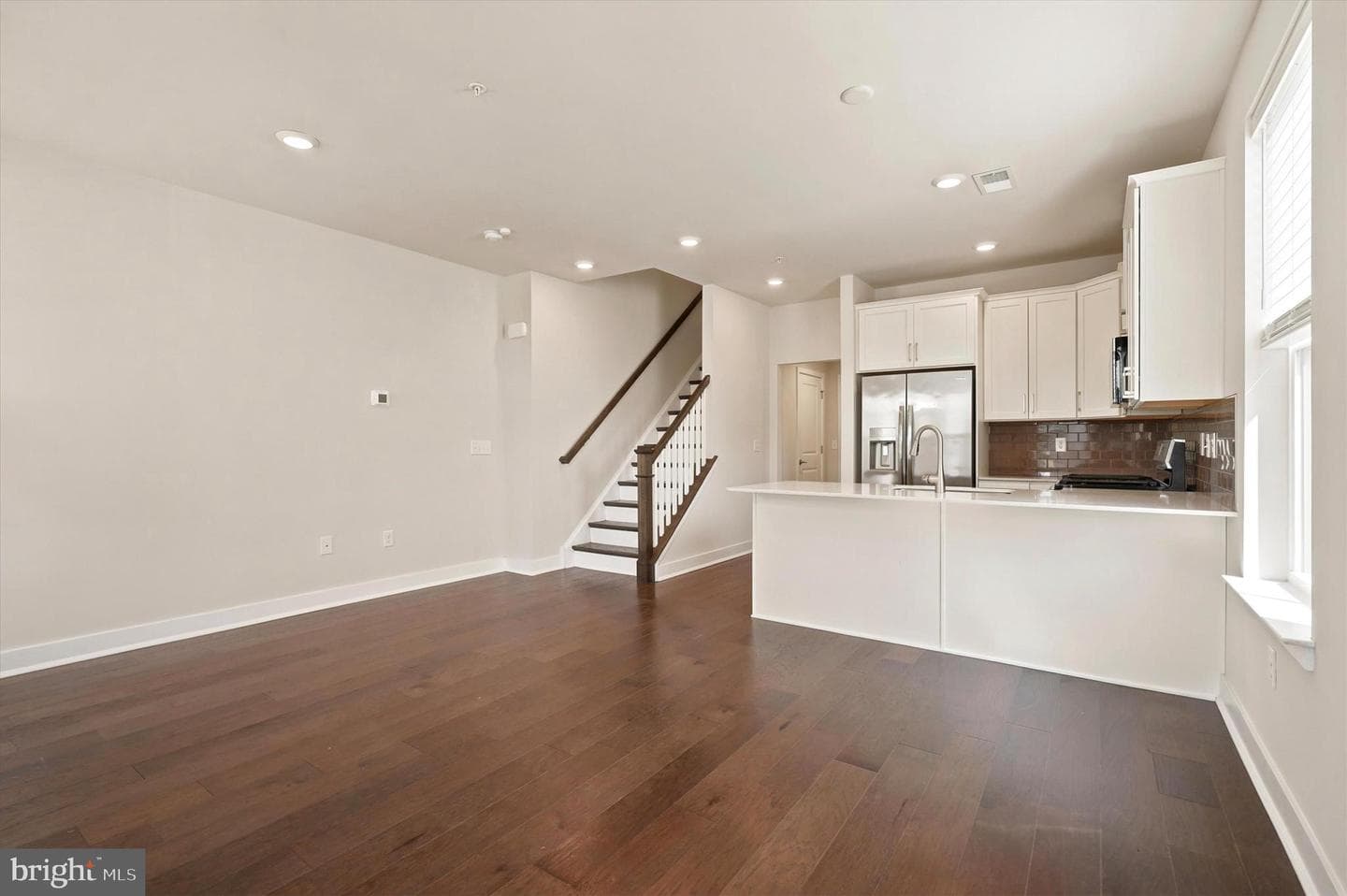 361 Foundry Street photo 7