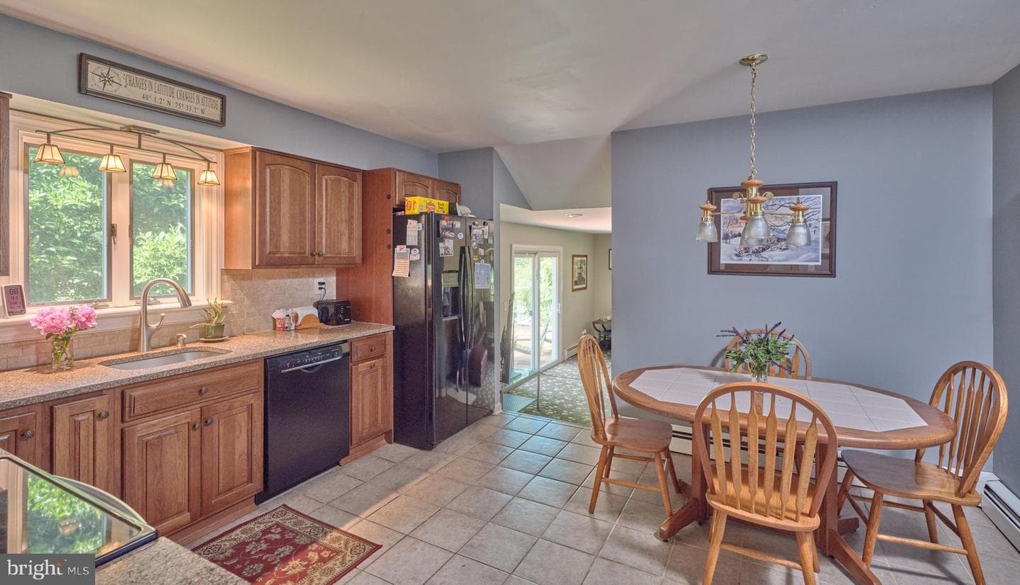1007 Millstream photo 10