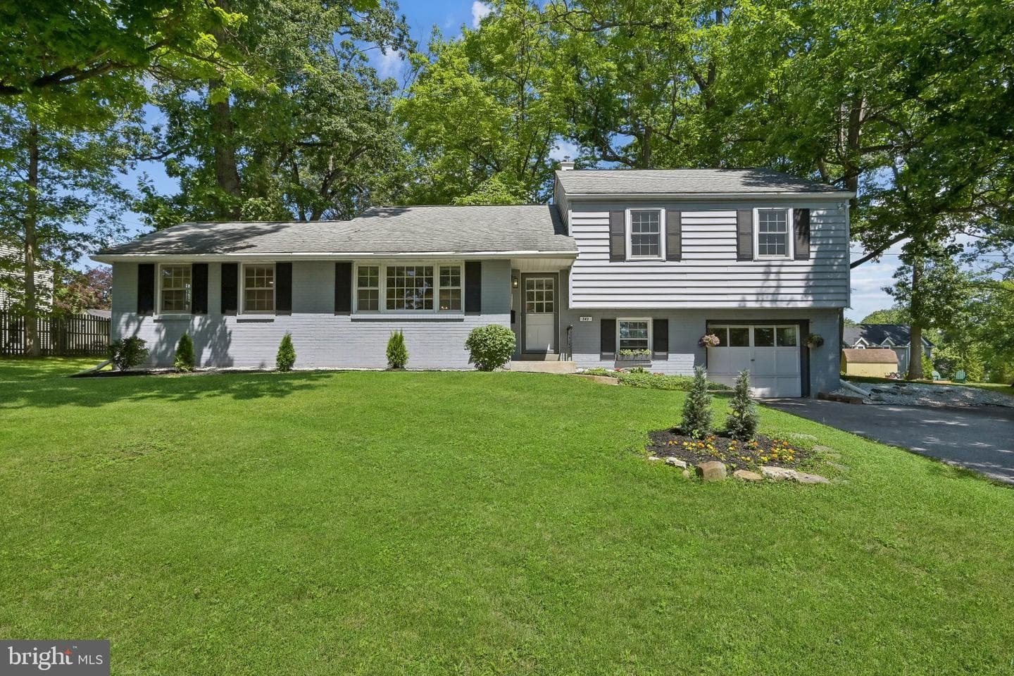 543 Midland Avenue, Berwyn