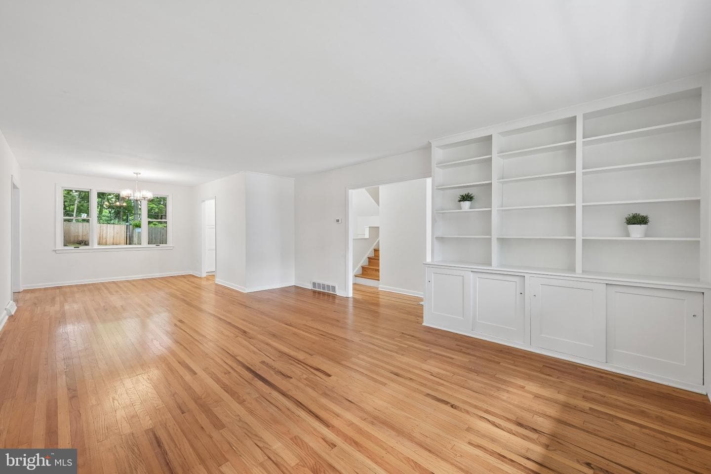 543 Midland Avenue photo 11